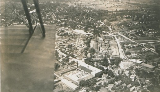 Guelph Ontario from the Air (HS85-10-36360)