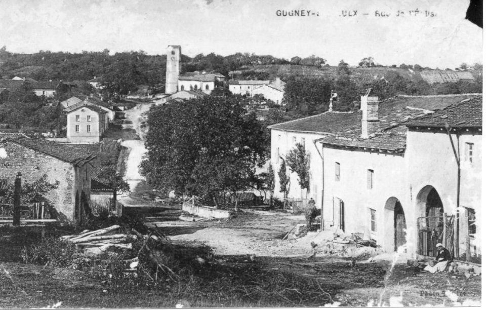 Gugney-aux-Aulx-CPA-Rue église-1903
