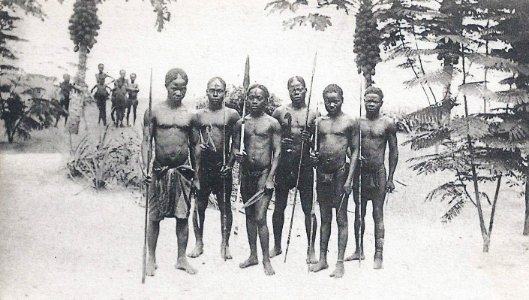 Guerriers Mobeka-Congo