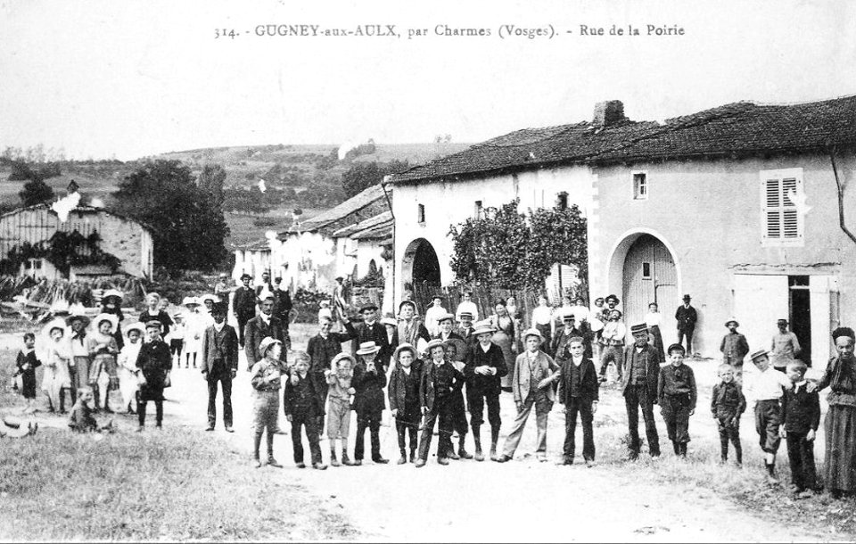 Gugney-aux-Aulx-CPA-Rue de La poirie-02