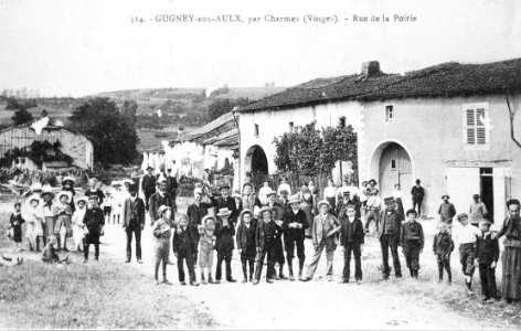 Gugney-aux-Aulx-CPA-Rue de La poirie-02
