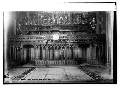 Guildhall - West end of banqueting hall, London LCCN2014708368