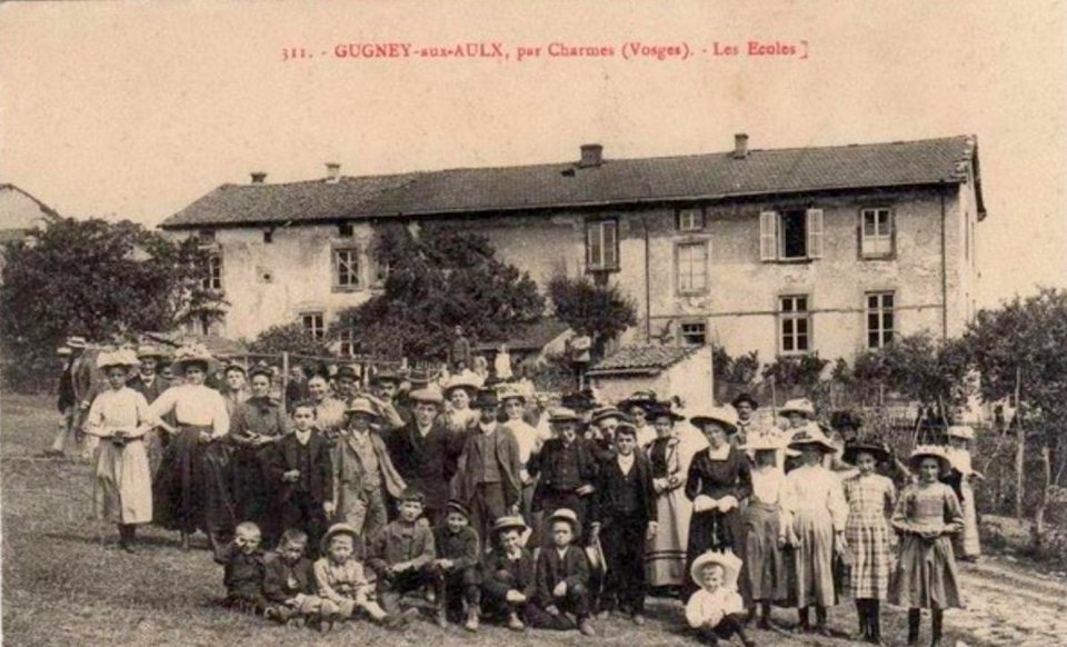 Gugney-aux-Aulx Les écoles