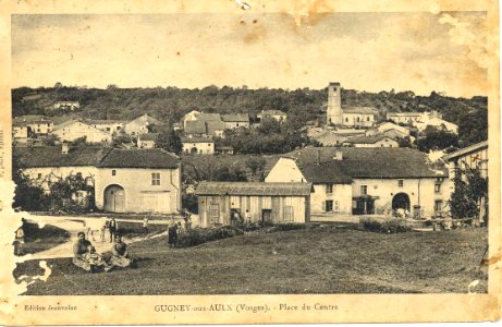 Gugney-aux-Aulx-CPA-Centre-02