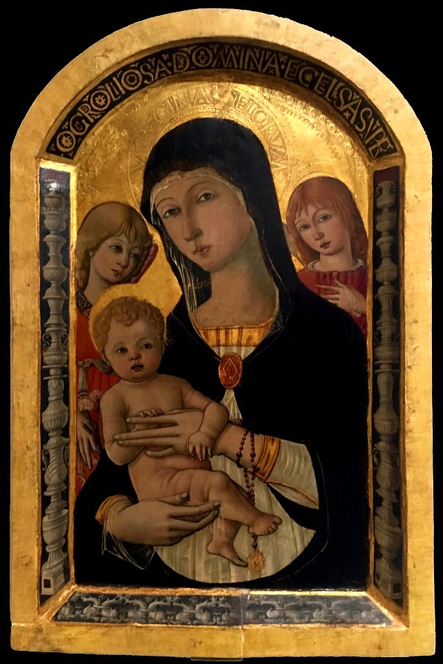 Guidoccio Cozzarelli, Madonna col Bambino e due angeli