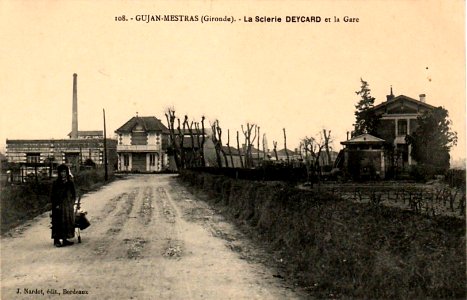 Gujan-Mestras - La scierie Deycart et la gare