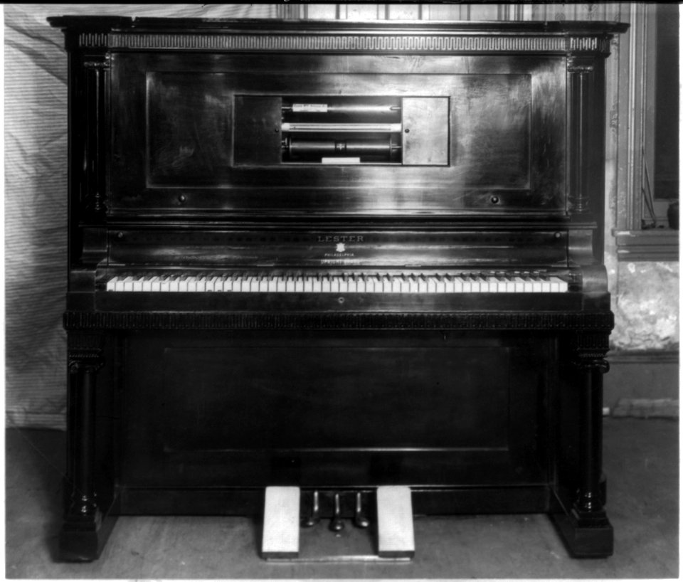 Gulbransen player installed in Lester silent piano LCCN2003688468
