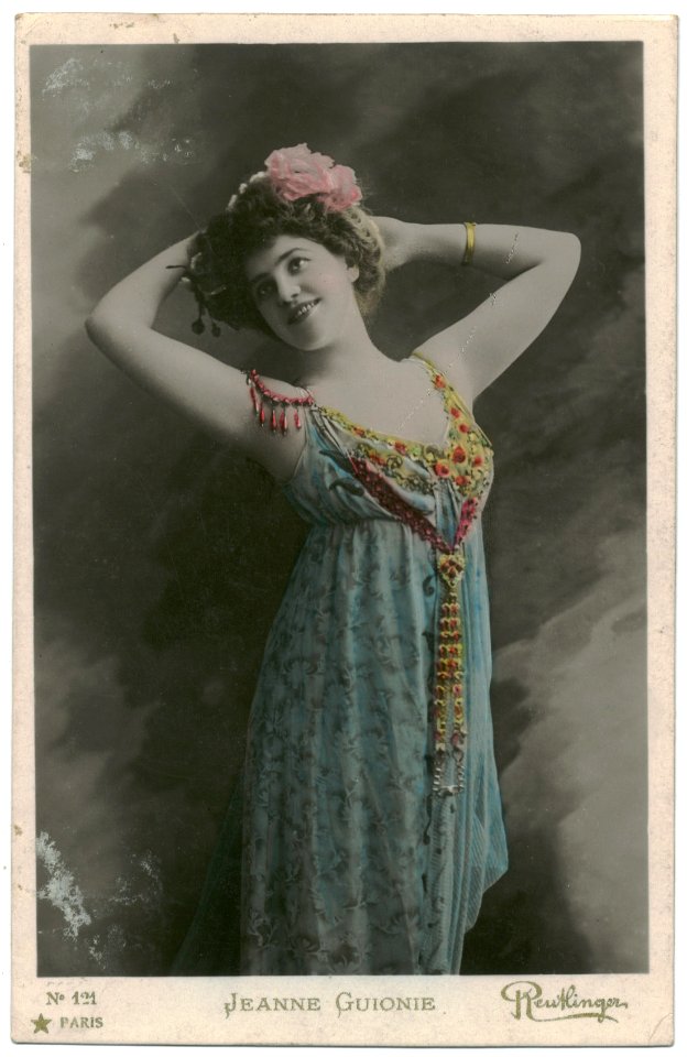 GUIONIE, Jeanne Étoile. 121. Photo Reutlinger