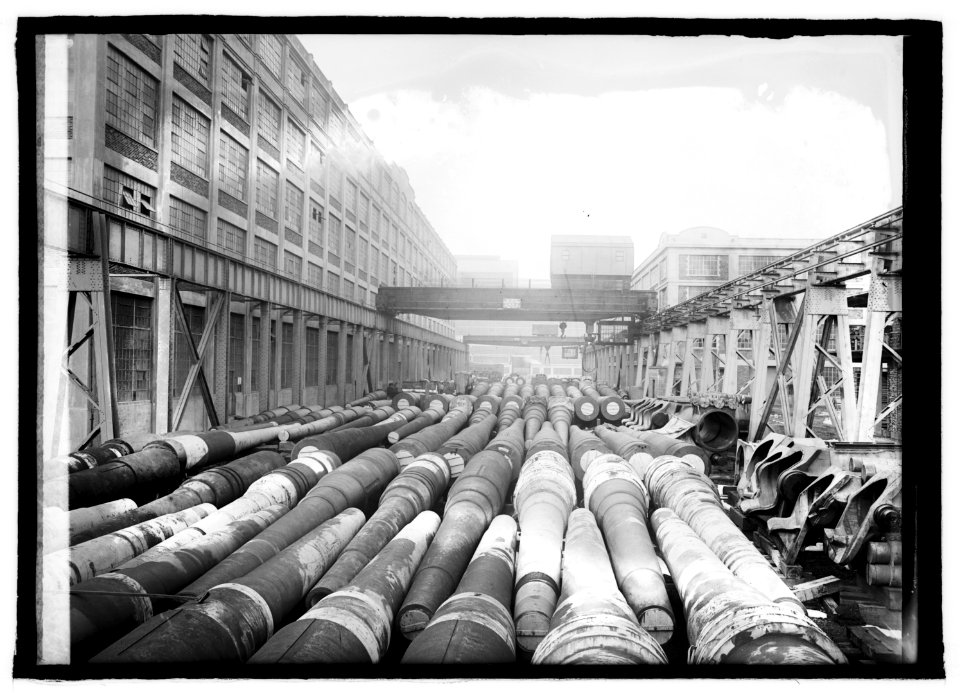 Gun, Navy Yard, (2-10-22) LCCN2016846068