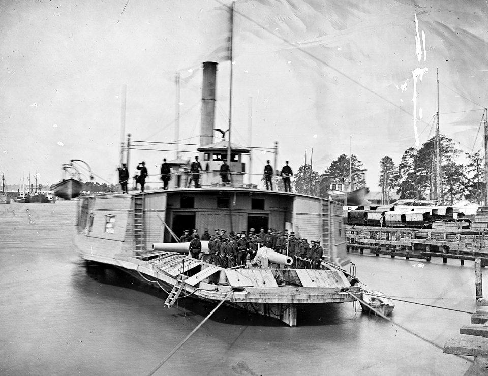 Gun boat on the Pamunkey River, Va (4167040838)