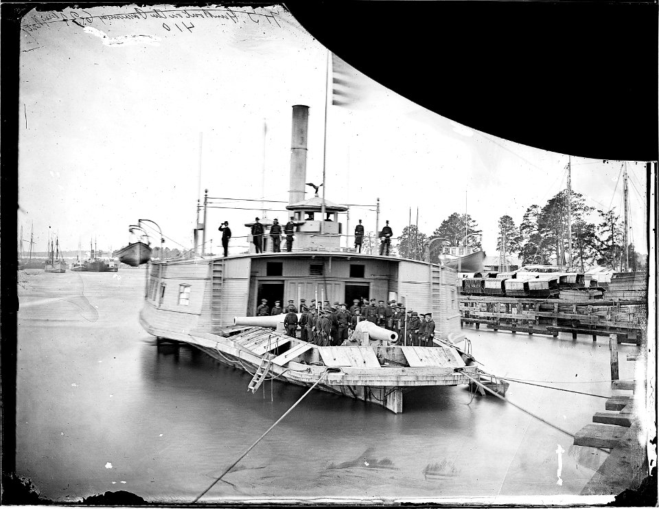 Gunboat on the Pamunkey River, Va., 1864-65 - NARA - 524830