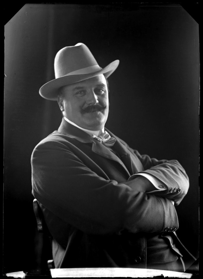 Gunnar Lundberg, theater manager, portrait 1904 - SMV - NL071
