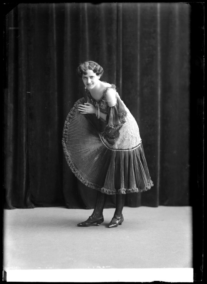 Gunhild Hjorth, actor, in unknown performance - SMV - GH146