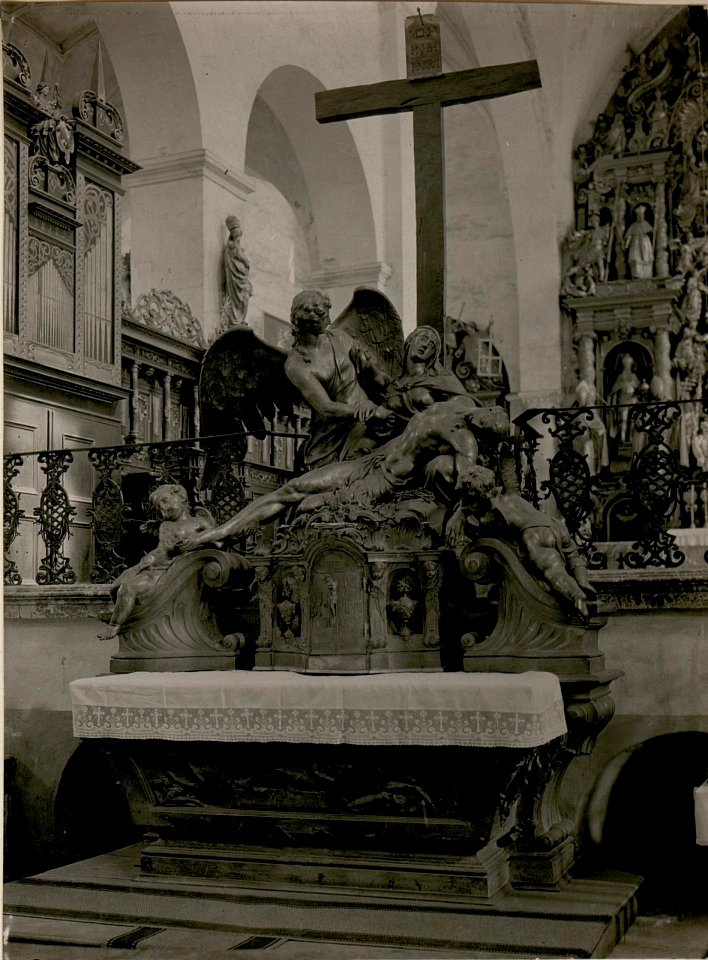 Gurk, Pietà von Rafael Donner im Dom. (BildID 15509620)