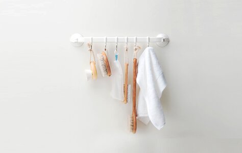 Hanging background straight