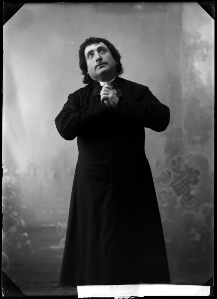 Gustaf Adolf Lund in Lilla helgonet at Oscarsteatern 1907 - SMV - NL083