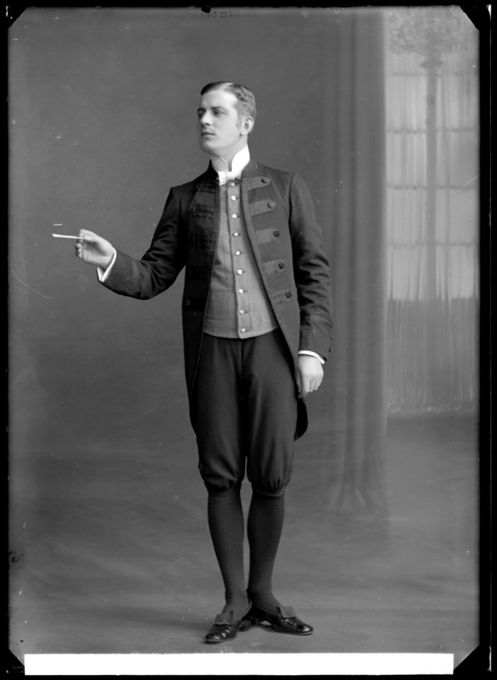 Gustaf Hjorth in Pariserluft at Djurgårdsteatern 1913 - SMV - GH149