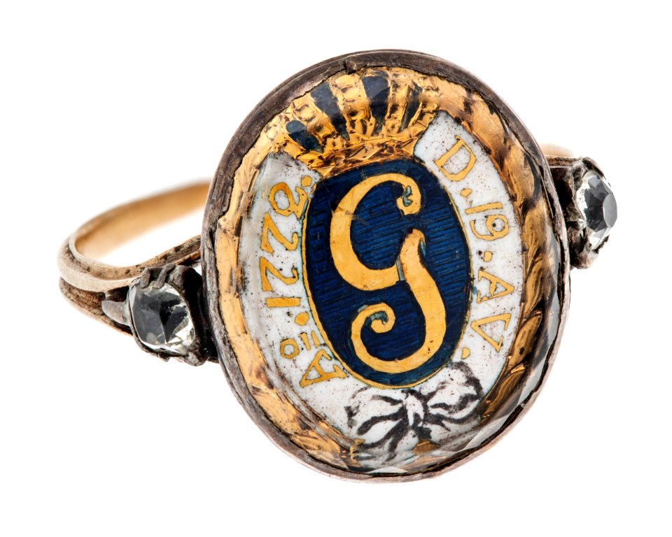 Gustaf IIIs revolutionsring av guld med emalj och bergskristall, 1770-tal - Hallwylska museet - 110242