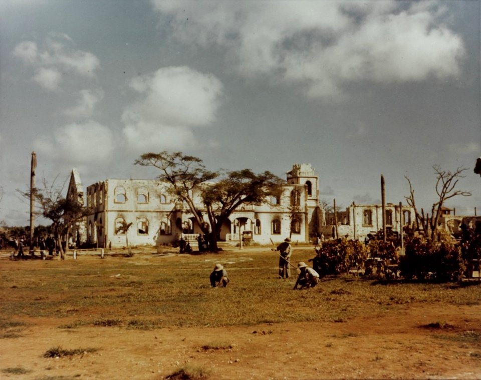 Hagåtña church, 1944 (cropped)