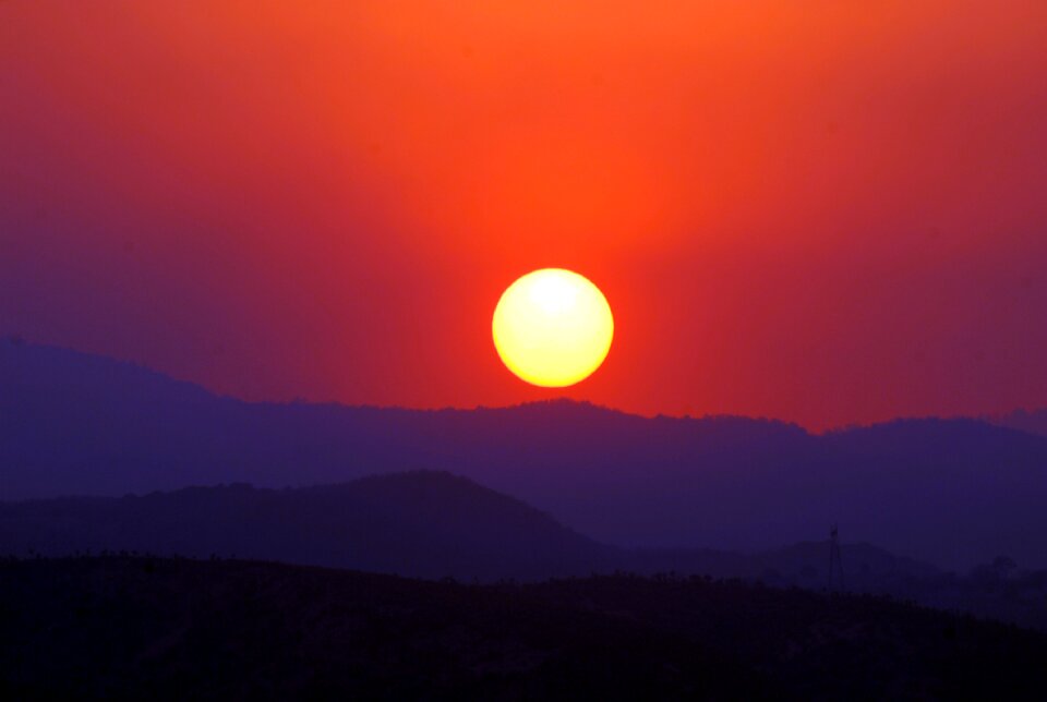 Gro sunset sun