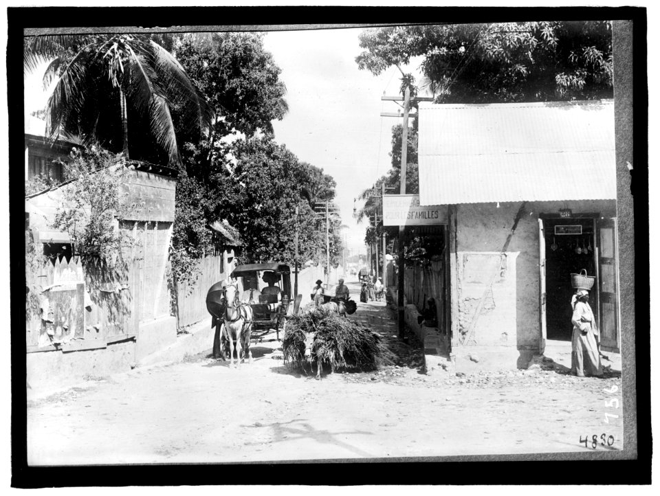HAITI. SCENE, PORT AU PRINCE LCCN2016863543