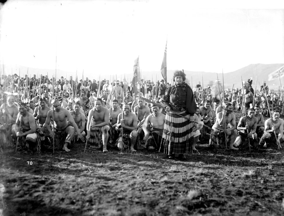 Haka party, waiting to perform for Duke of York in Rotorua, 1901
