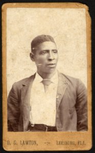 Half-length portrait of an African American man facing right) - D. G. Lawton, Leesburg, Fla LCCN2010647832