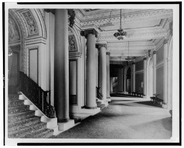 Hall in New Theater, New York City) - F. Benj. Johnston LCCN98506503