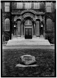 Hall-of-Languages-North-Entrance
