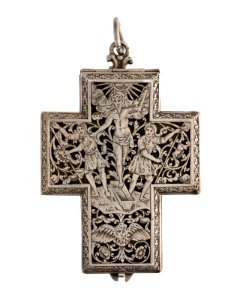Halsur av silver i form av ett kors, 1600-tal - Hallwylska museet - 110511 photo