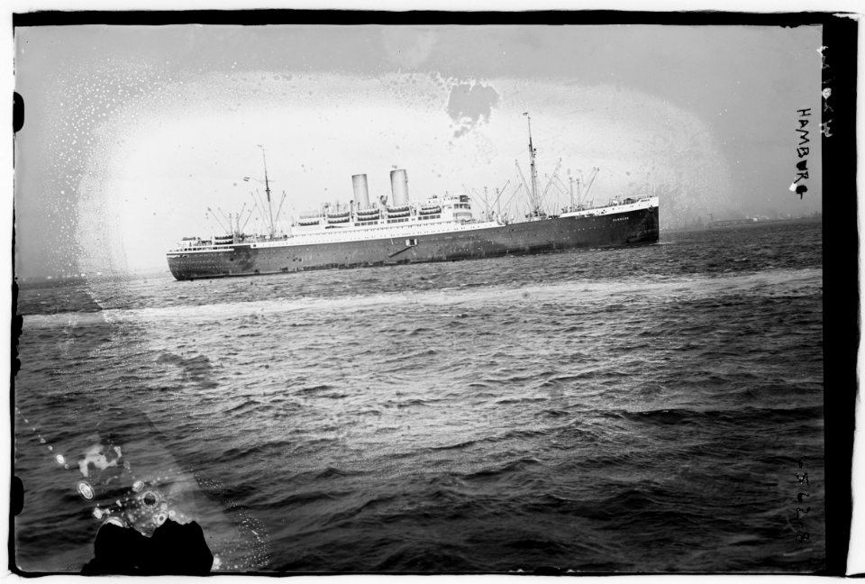 HAMBURG LCCN2014719314