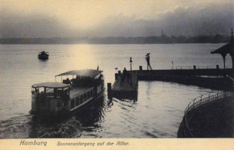 Hamburg, Hamburg - Sonnenuntergang auf der Alster (Zeno Ansichtskarten)