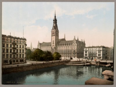 Hamburg. Rathaus mit Alster LOC ppmsca.52562 photo