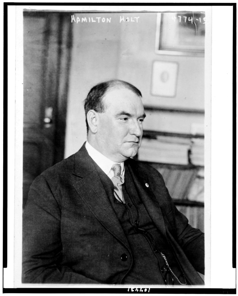 Hamilton Holt, half-length portrait, seated, facing right) - photo. by Bain News Service, New York City LCCN91482975