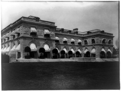Hamilton Rice home, Newport, Rhode Island, exterior view LCCN92519520