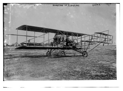 Hamilton in Aeroplane LCCN2014696637