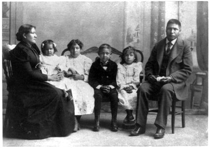 Hampton Institute, Hampton, Va. - children of Indian students educated at Hampton - four children and two adults posed seated LCCN2001703886