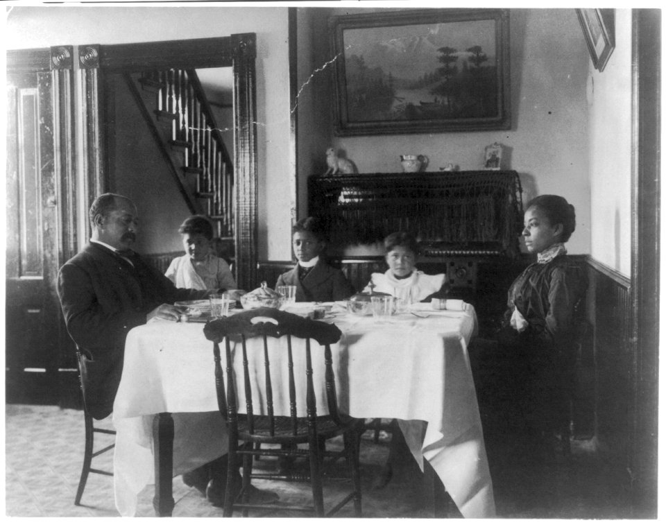 Hampton Institute, Va. - a graduate (dining) at home LCCN2001703738