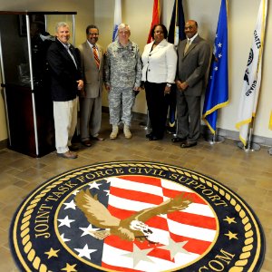 Hampton Roads mayors and city officials visit JTF-CS 140501-N-VJ282-937