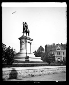 Hancock Statue LCCN2016819403