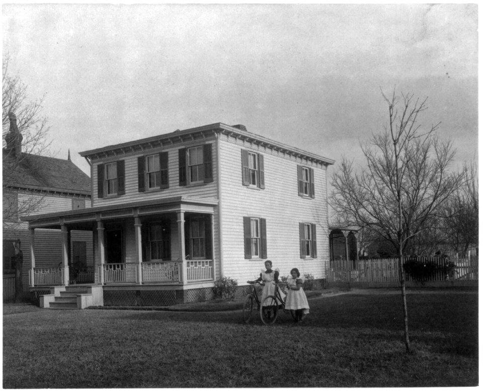 Hampton Institute, Hampton, Va., ca. 1898 - a graduate's house LCCN2001703822