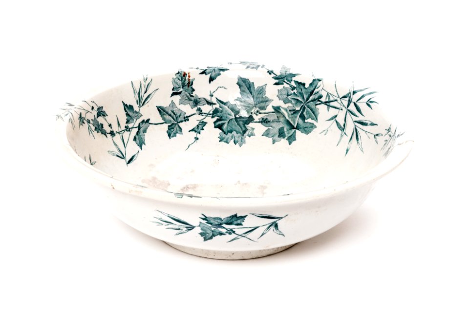 Handfat av flintporslin med tryckta gröna blad, Gustavsbergs 1900 cirka - Skoklosters slott - 108369