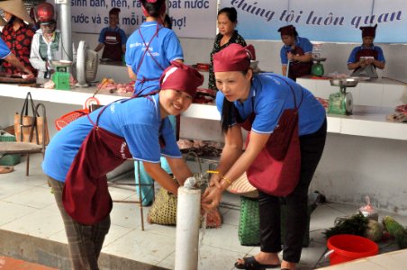 Handover Ceremony Hoa Mac Market Ha Nam (8127240133)
