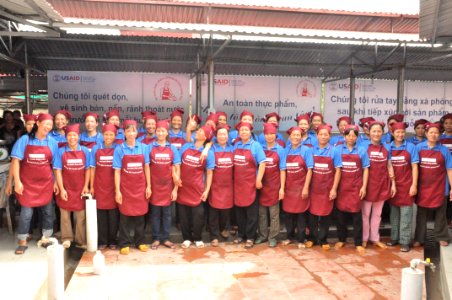 Handover Ceremony Hoa Mac Market Ha Nam (8127278686)