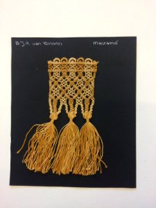 Handwerk gemaakt op de Industrieschool voor vrouwelijke jeugd, objectnr 3764.12