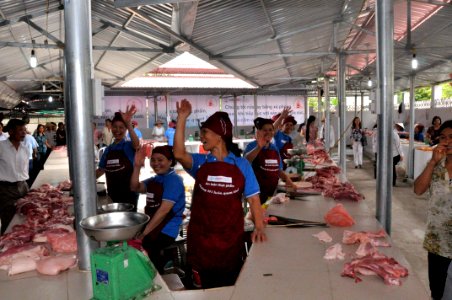 Handover Ceremony Hoa Mac Market Ha Nam (8127873779)