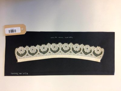 Handwerk gemaakt op de Industrieschool voor vrouwelijke jeugd, objectnr 3764.5