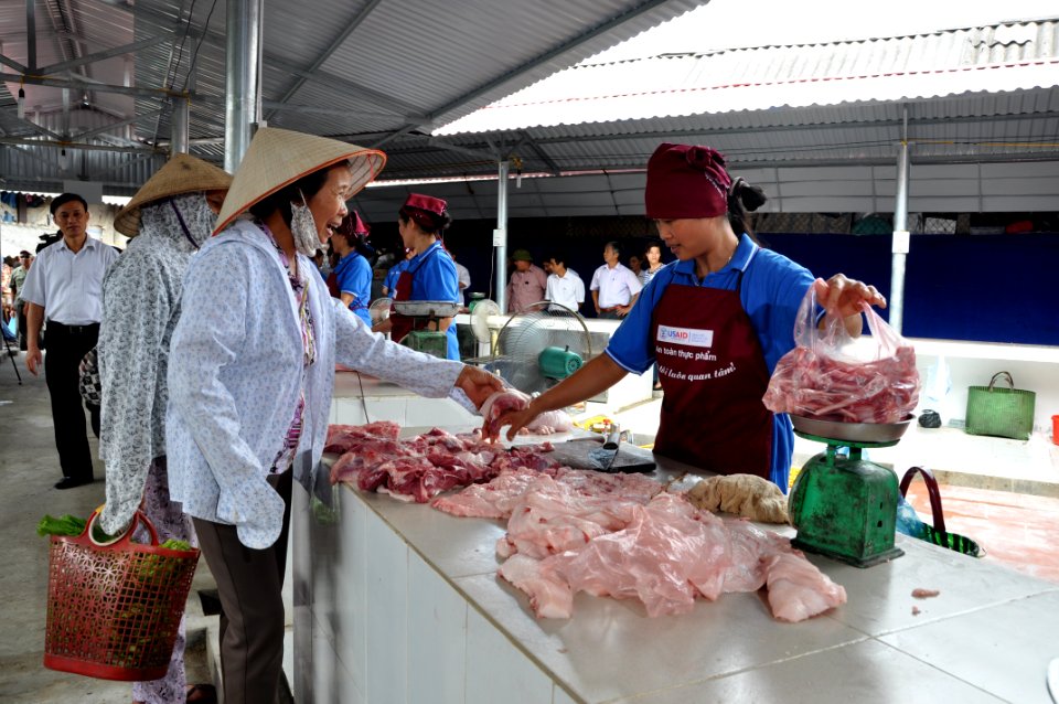 Handover Ceremony Hoa Mac Market Ha Nam (8127918242)