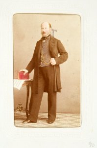 Handkolorerat fotografiporträtt på Jan van Boom - Hallwylska museet - 107764
