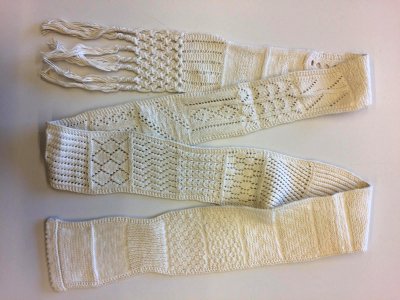 Handwerk gemaakt op de Industrieschool voor vrouwelijke jeugd, objectnr 3764.8